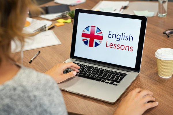 Cours d'anglais pour enfants: apprenez en s'amusant à 5 euros